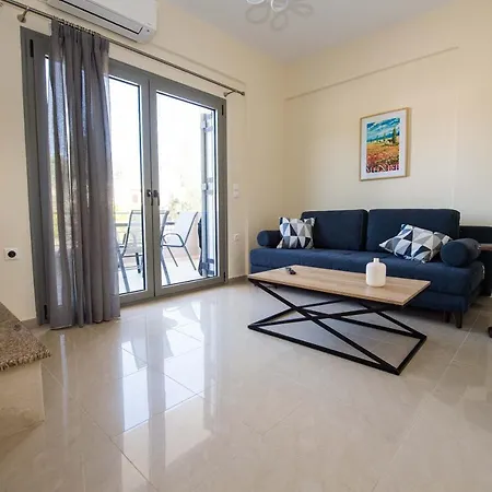 Villa Electra Maisonette With Garden Near Sea