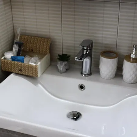 Βίλα Electra Maisonette With Garden Near Sea *