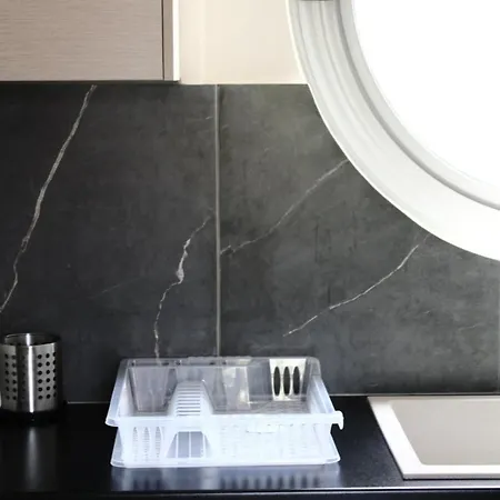 Electra Maisonette With Garden Near Sea