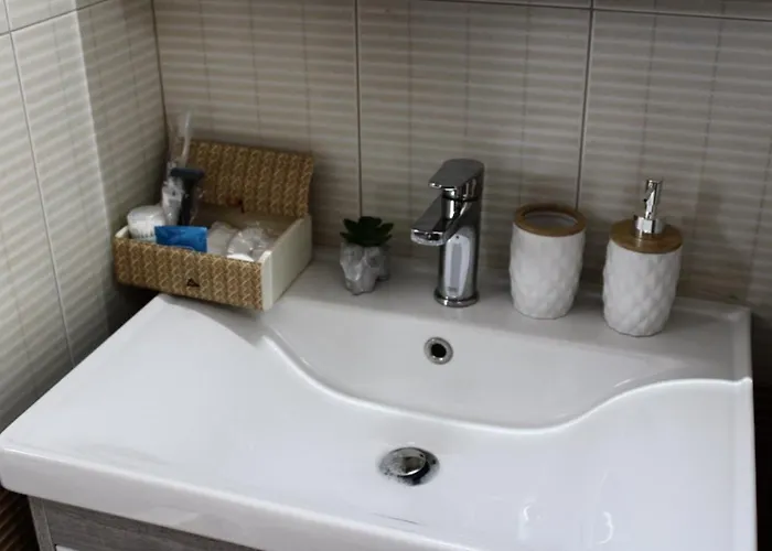 Villa Electra Maisonette With Garden Near Sea *