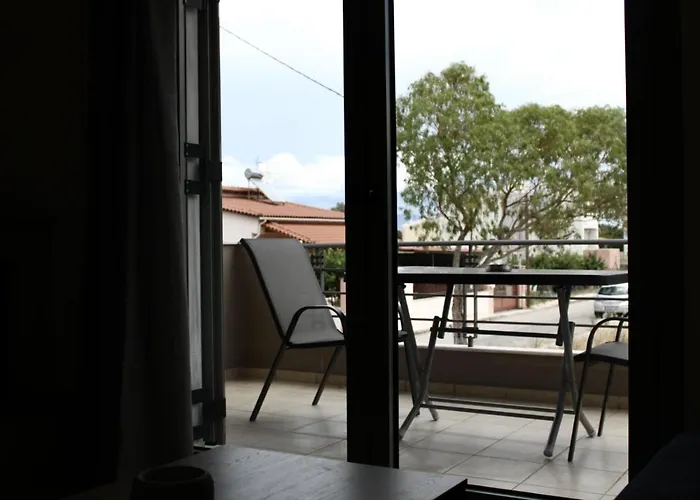 Electra Maisonette With Garden Near Sea Kamares (Achaia)