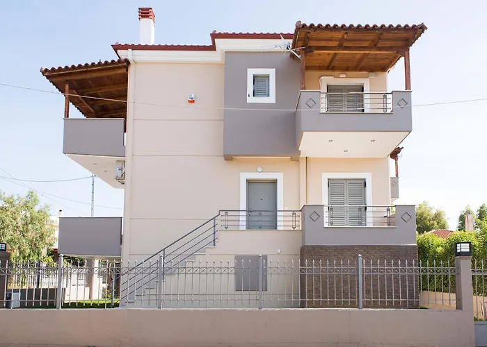 Electra Maisonette With Garden Near Sea Kamares (Achaia)